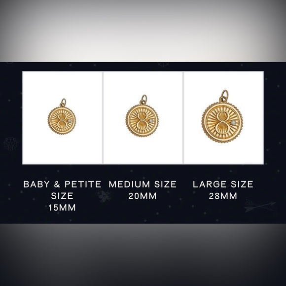 FOUNDRAE “Strength” Medium Medallion 18k Yellow Gold - Picture 6 of 6